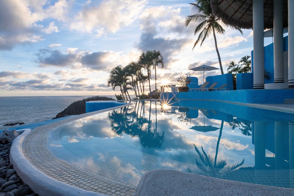 casa-encantada-poolside-view-1024w.jpg