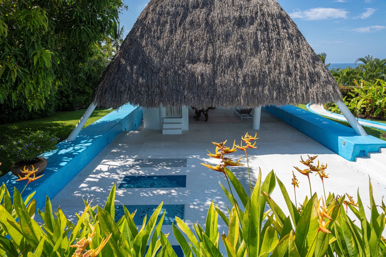 luxury-villa-careyes-yoga-pyramid-bedroom.jpg
